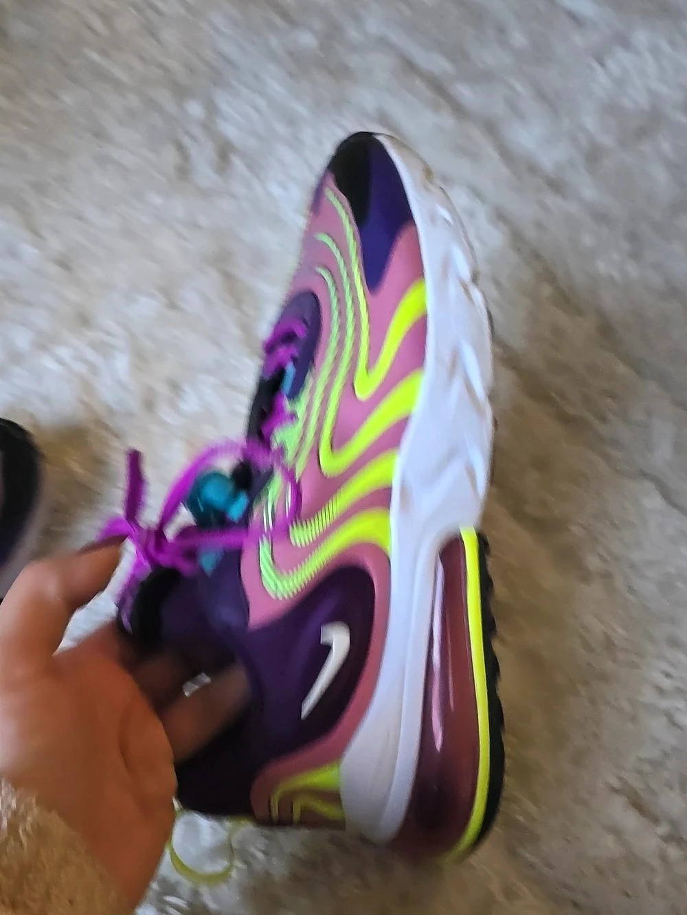 Nike Air Max 270 React Bright Violet Sneakers